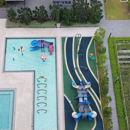 Happy Family Horizon Suite - Near Xiamen-Klia Netflix Kampong Melot Exterior foto